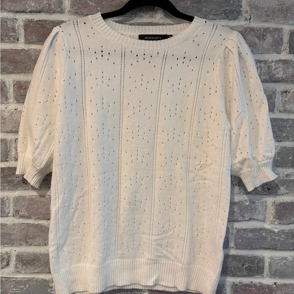Mossimo Supply Co. Cream Knit Sweater